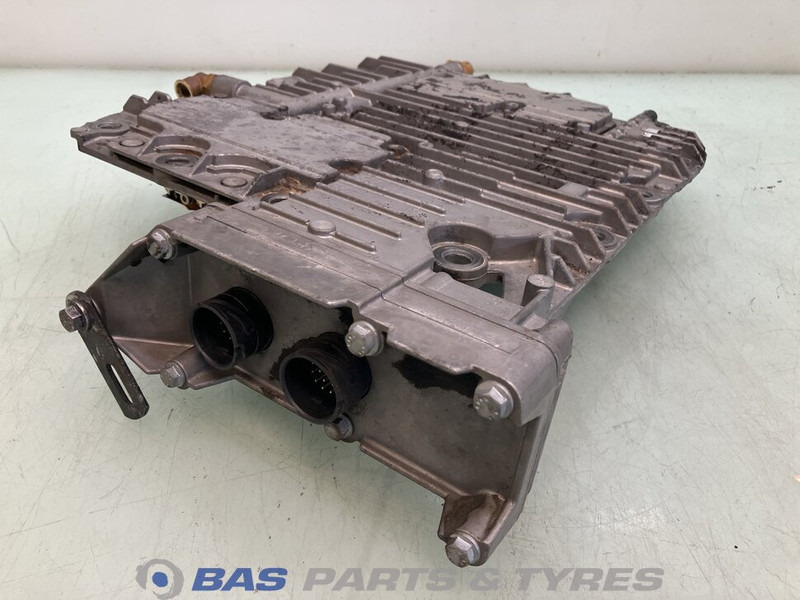 Volvo Versnellingsbakdeksel Volvo 20775873 - Boîte de vitesse pour Camion: photos 1 Volvo Versnellingsbakdeksel Volvo 20775873 - Boîte de vitesse pour Camion: photos 1