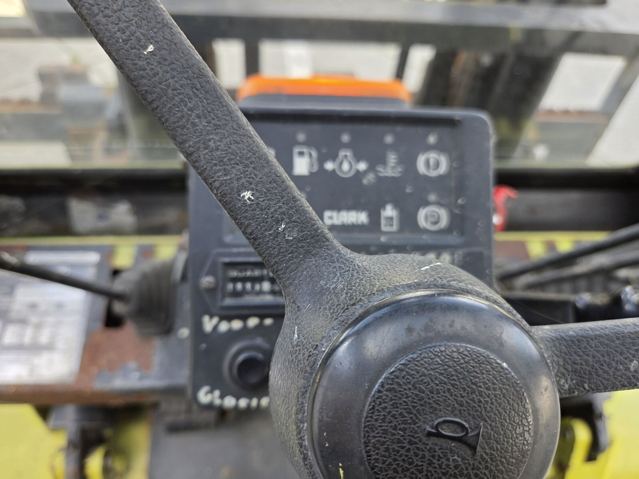 Chariot élévateur diesel Clark GPX 50S diesel heftruck: photos 8 Chariot élévateur diesel Clark GPX 50S diesel heftruck: photos 8