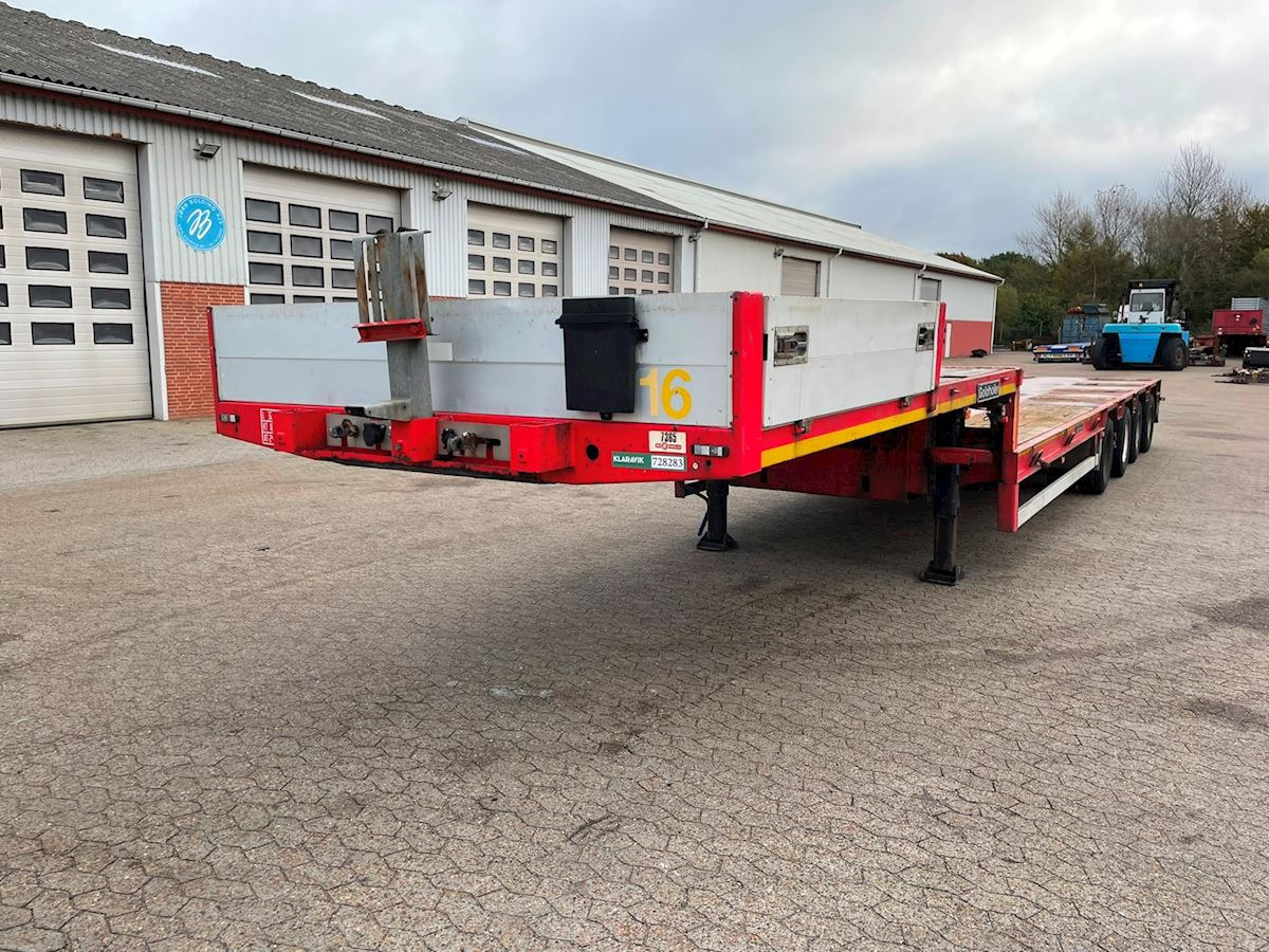 Goldhofer STN-L 4 - Semi-remorque plateau: photos 4 Goldhofer STN-L 4 - Semi-remorque plateau: photos 4