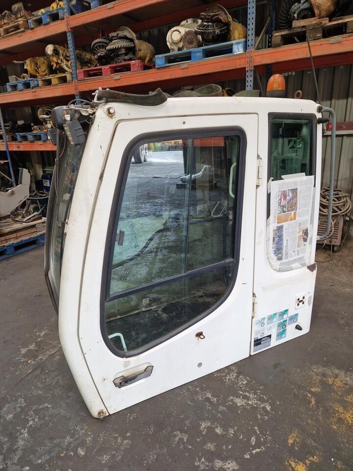 CABINA PARA LIEBHERR A904C - Cabine pour Pelle: photos 2 CABINA PARA LIEBHERR A904C - Cabine pour Pelle: photos 2