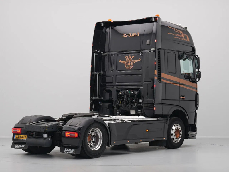 DAF XF 460 FT Super Space Cab, Intarder - Tracteur routier: photos 4 DAF XF 460 FT Super Space Cab, Intarder - Tracteur routier: photos 4