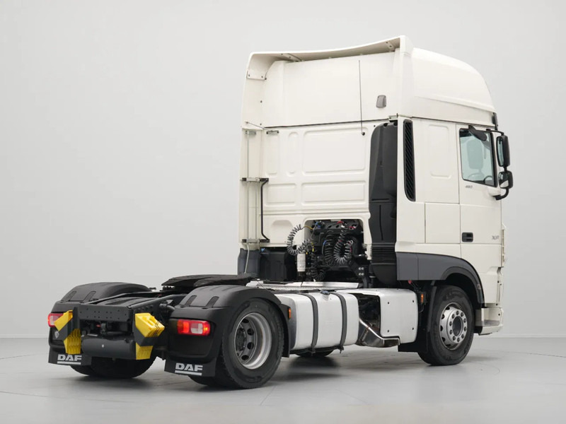 DAF XF 480 FT Super Space Cab, 2x Tanks, PTO Prep - Tracteur routier: photos 4 DAF XF 480 FT Super Space Cab, 2x Tanks, PTO Prep - Tracteur routier: photos 4