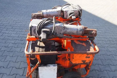 Agregat Bosch 2006 i Młot do kucia - Matériel de chantier: photos 3 Agregat Bosch 2006 i Młot do kucia - Matériel de chantier: photos 3