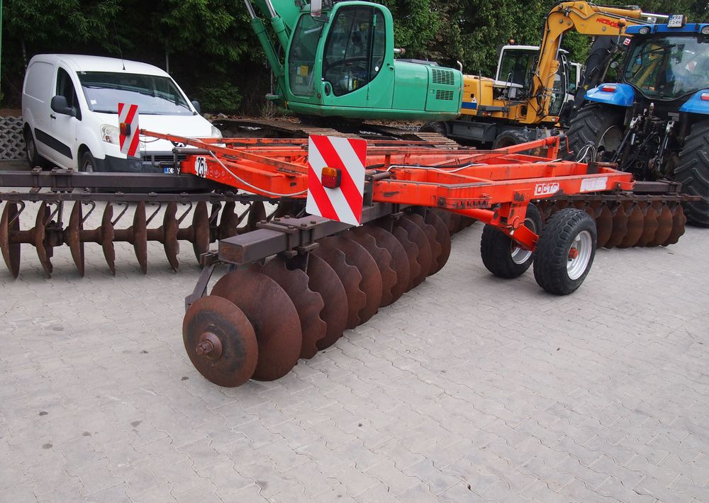 Brona talerzowa GOLZ 5m - Cover crop: photos 3 Brona talerzowa GOLZ 5m - Cover crop: photos 3