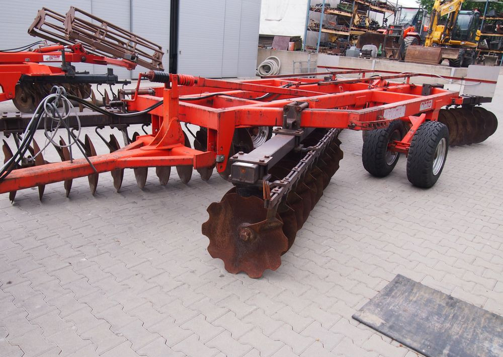 Brona talerzowa GOLZ 5m - Cover crop: photos 1 Brona talerzowa GOLZ 5m - Cover crop: photos 1