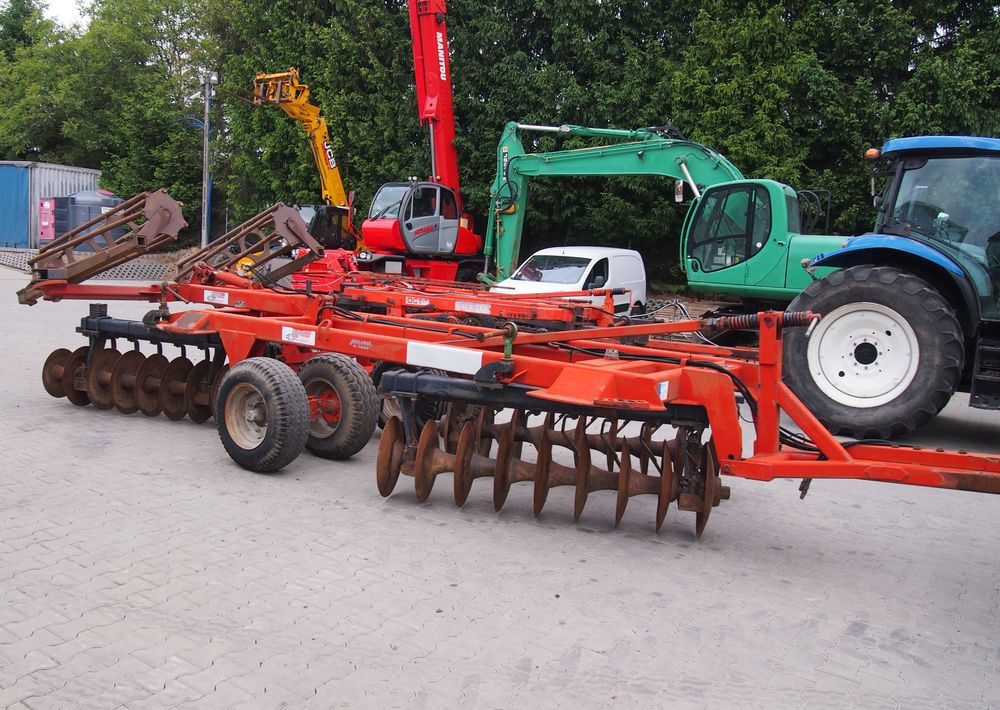 Cover crop Brona talerzowa GREGOIRE-BESSON talerzówka 3,5m Brona talerzowa 3,5m z wałem: photos 6 Cover crop Brona talerzowa GREGOIRE-BESSON talerzówka 3,5m Brona talerzowa 3,5m z wałem: photos 6