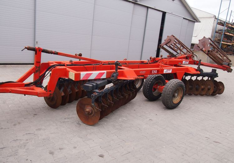 Brona talerzowa GREGOIRE-BESSON talerzówka 3,5m Brona talerzowa 3,5m z wałem - Cover crop: photos 3 Brona talerzowa GREGOIRE-BESSON talerzówka 3,5m Brona talerzowa 3,5m z wałem - Cover crop: photos 3