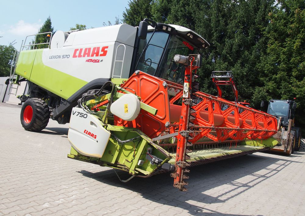 Kombajn zbożawy Claas Lexon 570 Kombajn zbożowy CLAAS LEXION 570+ heder VARIO 7,5m - Moissonneuse-batteuse: photos 3 Kombajn zbożawy Claas Lexon 570 Kombajn zbożowy CLAAS LEXION 570+ heder VARIO 7,5m - Moissonneuse-batteuse: photos 3