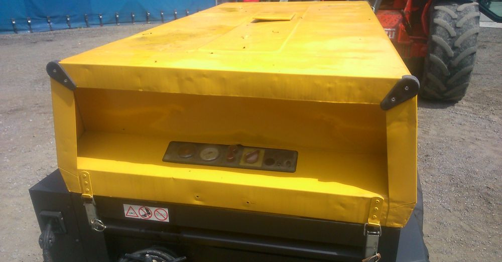 Kompresor Atlas Copco Atlas copco XAS 97 2015 Kompresor sprężarka śrubowa+ agregat prądotwórczy 12KVA - Compresseur d'air: photos 5 Kompresor Atlas Copco Atlas copco XAS 97 2015 Kompresor sprężarka śrubowa+ agregat prądotwórczy 12KVA - Compresseur d'air: photos 5