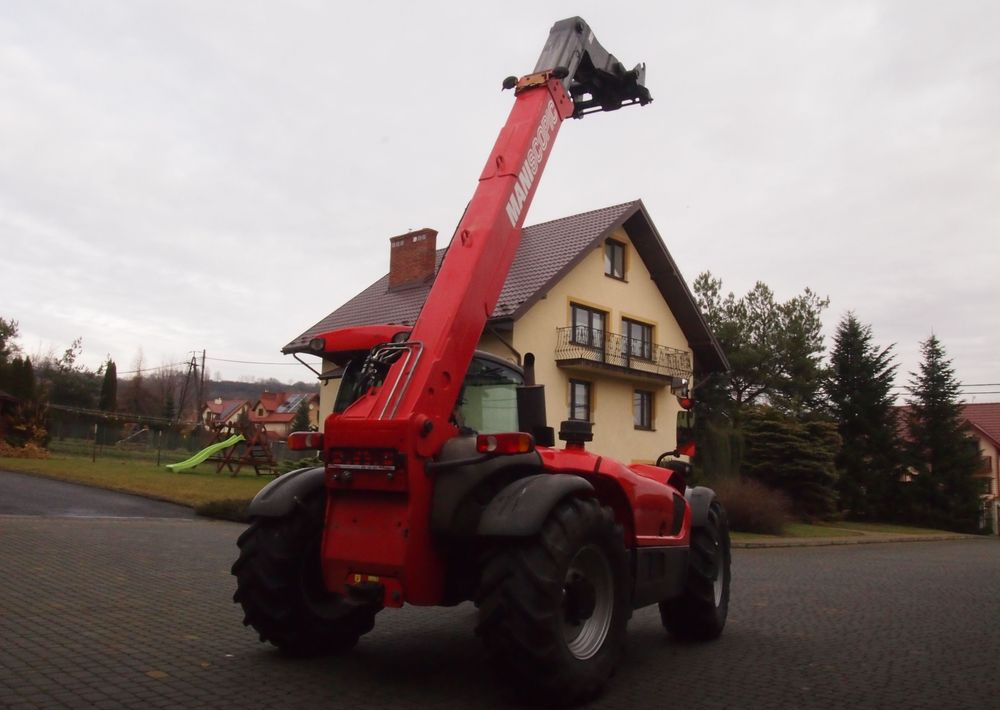Ładowarka teleskopowa Manitou MLT 735-120LSU 2012 Manitou Silnik Mercedes - Chariot télescopique: photos 4 Ładowarka teleskopowa Manitou MLT 735-120LSU 2012 Manitou Silnik Mercedes - Chariot télescopique: photos 4