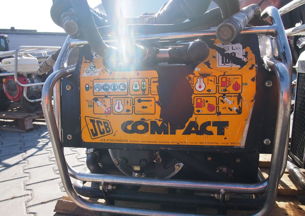 Młot hydraulczny wyburzeniowy JCB COMPACT 2010 Agregat hydrauliczny do młota wyburzeniowego JCB - Matériel de chantier: photos 3 Młot hydraulczny wyburzeniowy JCB COMPACT 2010 Agregat hydrauliczny do młota wyburzeniowego JCB - Matériel de chantier: photos 3