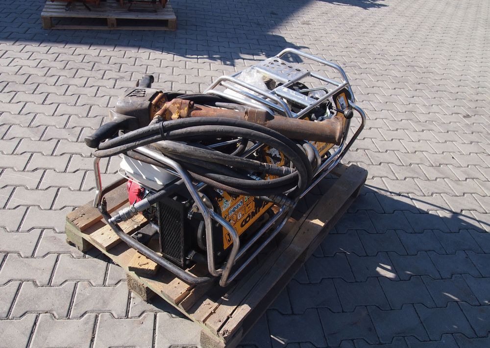 Młot hydraulczny wyburzeniowy JCB COMPACT 2010 Agregat hydrauliczny do młota wyburzeniowego JCB - Matériel de chantier: photos 2 Młot hydraulczny wyburzeniowy JCB COMPACT 2010 Agregat hydrauliczny do młota wyburzeniowego JCB - Matériel de chantier: photos 2