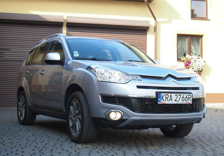 Samochód Citroen C-Crosser 2.2 HDI 2010 Samochód osobowy SUW 4x4 - Voiture: photos 5 Samochód Citroen C-Crosser 2.2 HDI 2010 Samochód osobowy SUW 4x4 - Voiture: photos 5