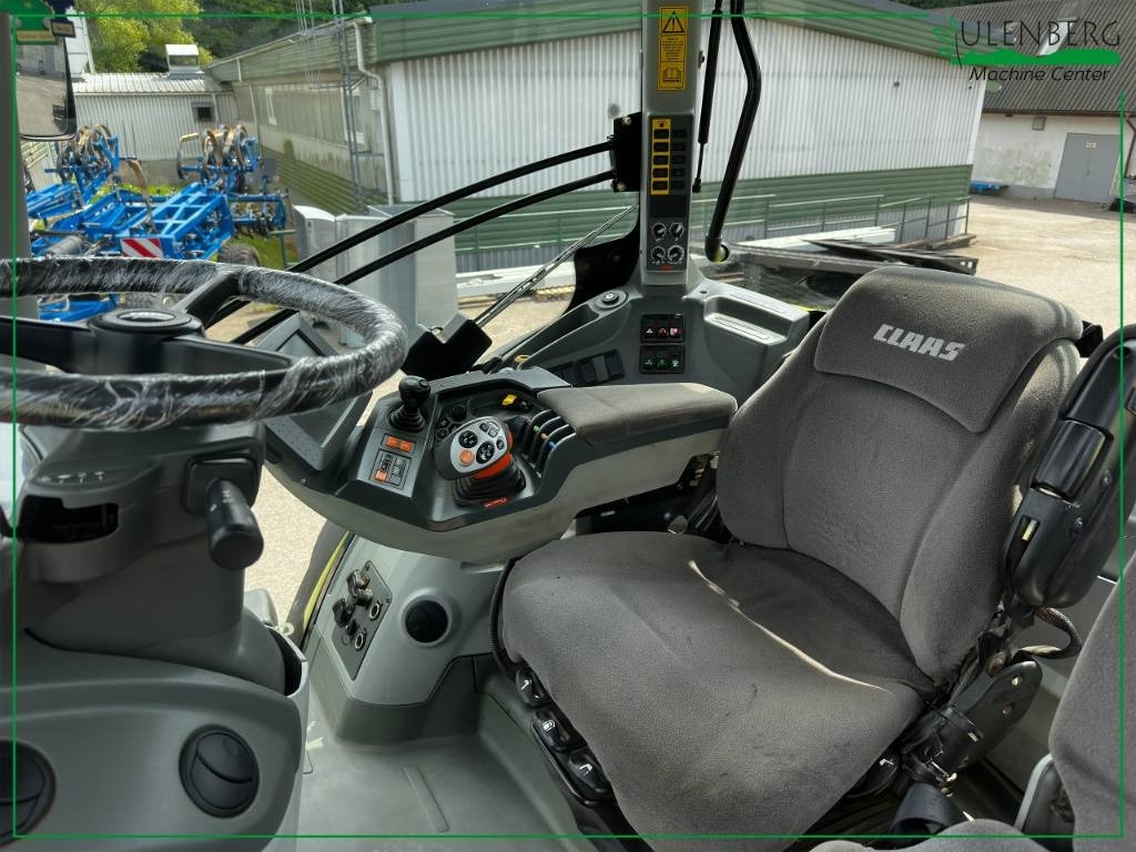 Tracteur agricole Claas Axion 950 Cmatic: photos 10