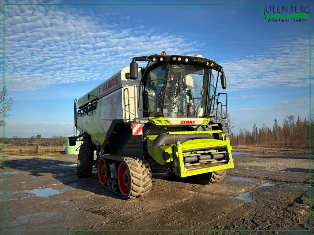 Claas Lexion 8700 TT - Moissonneuse-batteuse: photos 3 Claas Lexion 8700 TT - Moissonneuse-batteuse: photos 3