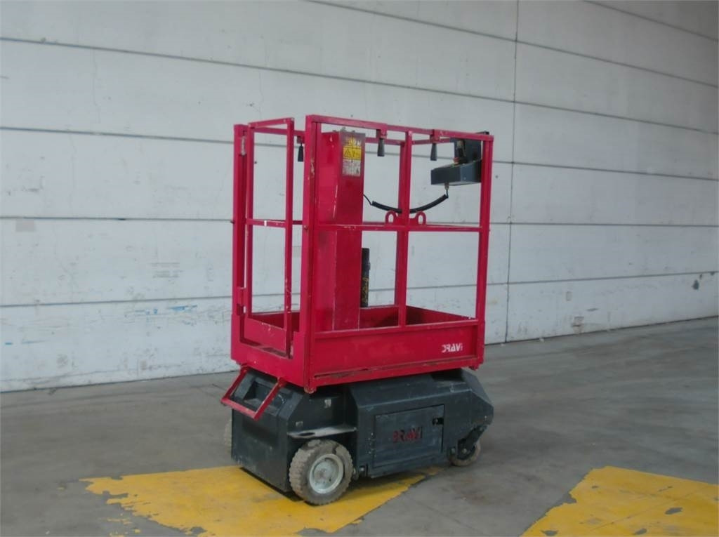 Bravi Lui Mini HD - Nacelle à mât vertical: photos 3 Bravi Lui Mini HD - Nacelle à mât vertical: photos 3