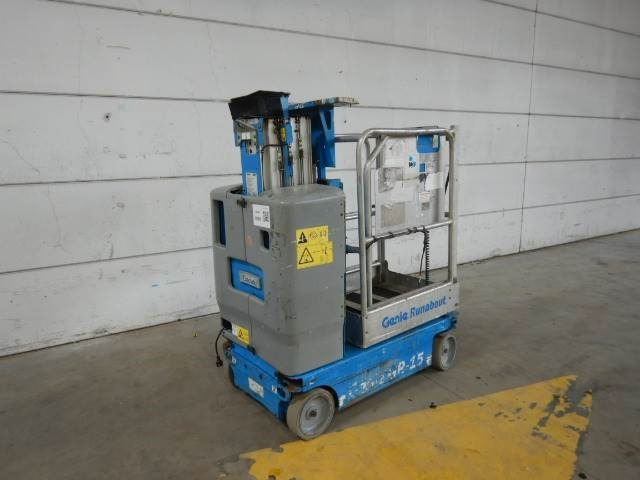 Genie GR15 - Nacelle à mât vertical: photos 4 Genie GR15 - Nacelle à mât vertical: photos 4