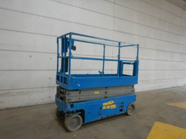 Genie GS2032 - Nacelle ciseaux: photos 4 Genie GS2032 - Nacelle ciseaux: photos 4