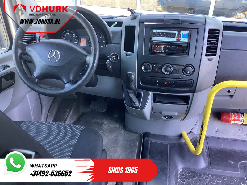 Mercedes-Benz Sprinter 313 2.2 CDI Aut. L2H2 €10.648,- Incl. BTW BPM VRIJ! EXPORT ONLY Rolstoelvervoer/ Combi/ 9 Persoons/ Kombi/ 9P/ Airco/ Rolstoelli - Minibus, Transport de personnes: photos 3 Mercedes-Benz Sprinter 313 2.2 CDI Aut. L2H2 €10.648,- Incl. BTW BPM VRIJ! EXPORT ONLY Rolstoelvervoer/ Combi/ 9 Persoons/ Kombi/ 9P/ Airco/ Rolstoelli - Minibus, Transport de personnes: photos 3