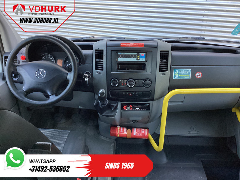 Mercedes-Benz Sprinter 313 2.2 CDI L2H2 €10.164 Incl. BTW BPM VRIJ! EXPORT ONLY Combi/ 9 Persoons/ Kombi/ 9P/ Airco/ Rolstoellift - Minibus, Transport de personnes: photos 3 Mercedes-Benz Sprinter 313 2.2 CDI L2H2 €10.164 Incl. BTW BPM VRIJ! EXPORT ONLY Combi/ 9 Persoons/ Kombi/ 9P/ Airco/ Rolstoellift - Minibus, Transport de personnes: photos 3