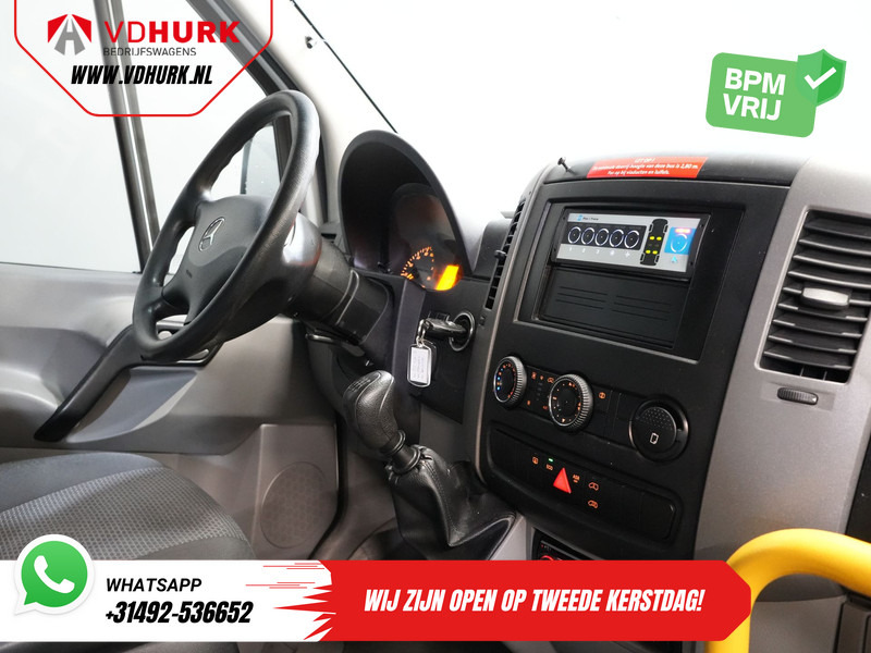 Mercedes-Benz Sprinter 313 2.2 CDI L2H2 €9.922 Incl. BTW BPM VRIJ! EXPORT ONLY Combi/ 9 Persoons/ Kombi/ 9P/ Airco/ Rolstoellift - Minibus, Transport de personnes: photos 3 Mercedes-Benz Sprinter 313 2.2 CDI L2H2 €9.922 Incl. BTW BPM VRIJ! EXPORT ONLY Combi/ 9 Persoons/ Kombi/ 9P/ Airco/ Rolstoellift - Minibus, Transport de personnes: photos 3