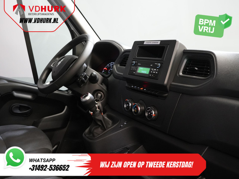 Renault Master T35 2.3 dCi 165 pk Bakwagen 420x215x233 Laadklep/ Zijdeur/ Meubelbak/ Spoiler/ Cruise/ Airco - Fourgon grand volume: photos 3 Renault Master T35 2.3 dCi 165 pk Bakwagen 420x215x233 Laadklep/ Zijdeur/ Meubelbak/ Spoiler/ Cruise/ Airco - Fourgon grand volume: photos 3