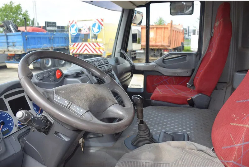 Iveco Stralis 270 - Camion benne: photos 5 Iveco Stralis 270 - Camion benne: photos 5
