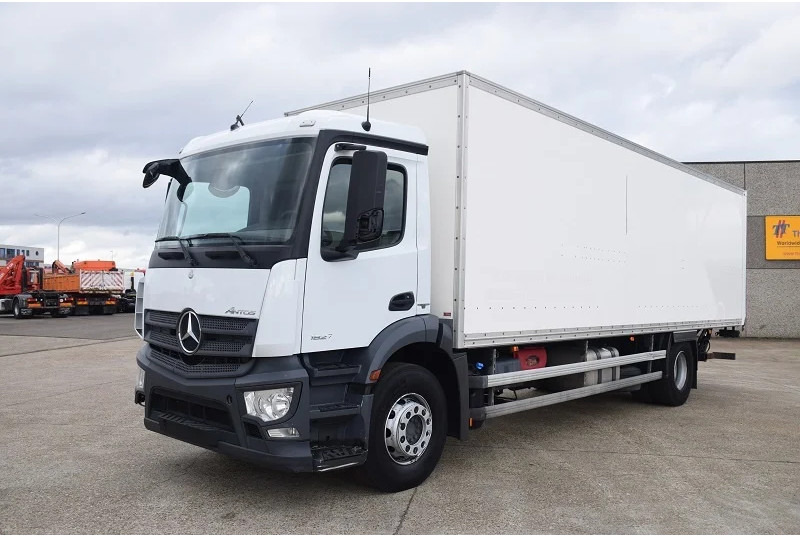 Mercedes-Benz Antos 1827 Antos - Camion fourgon: photos 1 Mercedes-Benz Antos 1827 Antos - Camion fourgon: photos 1