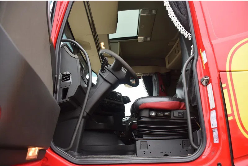 Tracteur routier Volvo FH 460: photos 9