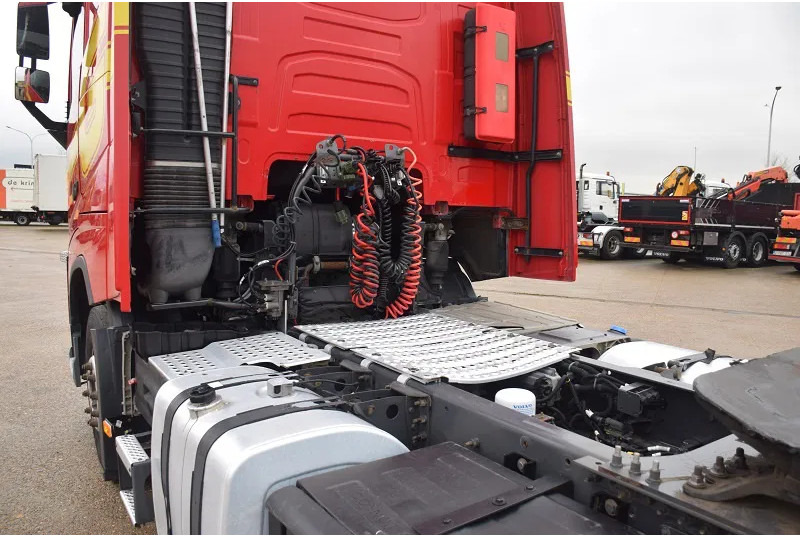 Tracteur routier Volvo FH 460: photos 8