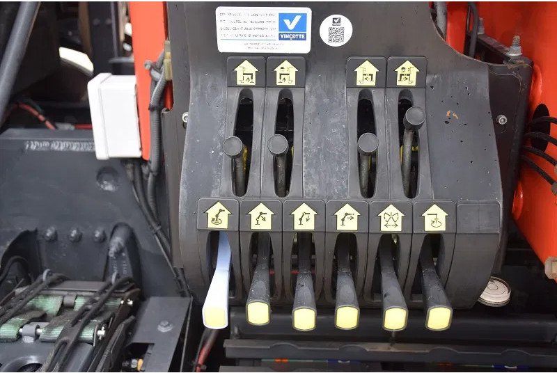 Camion grue Volvo FM 330: photos 15