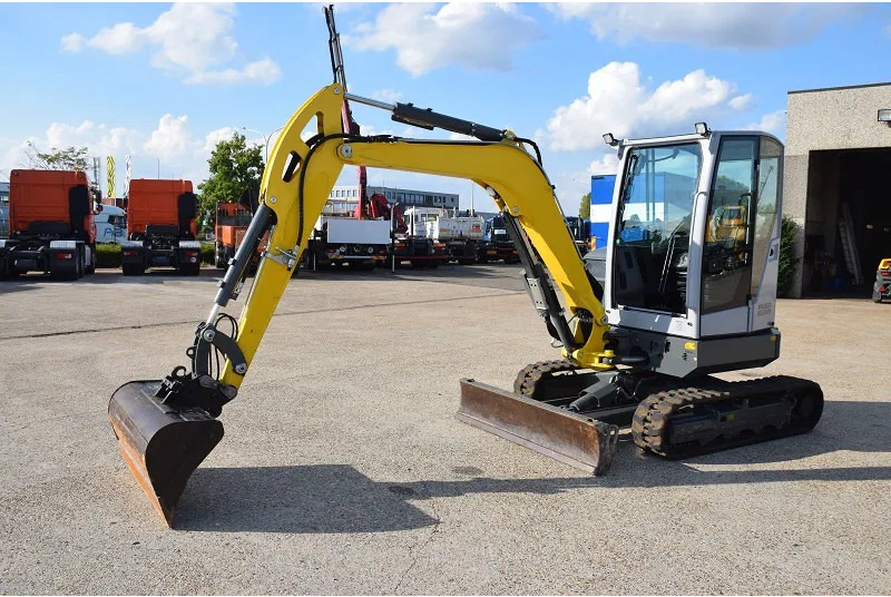 WACKER NEUSON Neuson Wacker 4 TON EZ36 -stock id104 - Mini pelle: photos 4 WACKER NEUSON Neuson Wacker 4 TON EZ36 -stock id104 - Mini pelle: photos 4