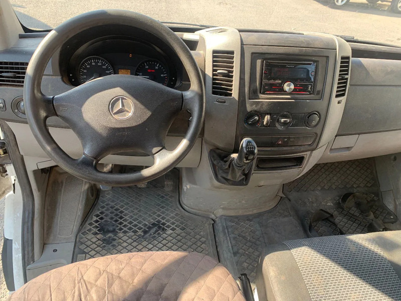 Mercedes-Benz Sprinter 316 CDI*Export*Radio - Utilitaire plateau, Utilitaire double cabine: photos 3 Mercedes-Benz Sprinter 316 CDI*Export*Radio - Utilitaire plateau, Utilitaire double cabine: photos 3