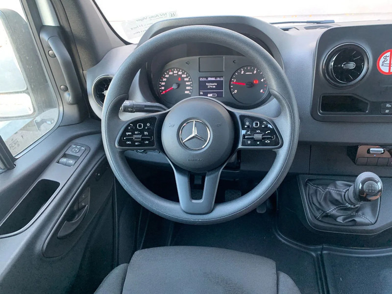 Mercedes-Benz Sprinter 317 CDI*L2H2*360°Camera*Zetelverwarming*Tempomat*Navi* - Fourgon utilitaire: photos 4 Mercedes-Benz Sprinter 317 CDI*L2H2*360°Camera*Zetelverwarming*Tempomat*Navi* - Fourgon utilitaire: photos 4