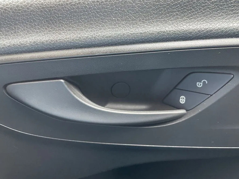 Crédit-bail de Mercedes-Benz Sprinter 514 *Airconditioning*Cruise control*Zijwindassistent*laadbrug Mercedes-Benz Sprinter 514 *Airconditioning*Cruise control*Zijwindassistent*laadbrug: photos 9