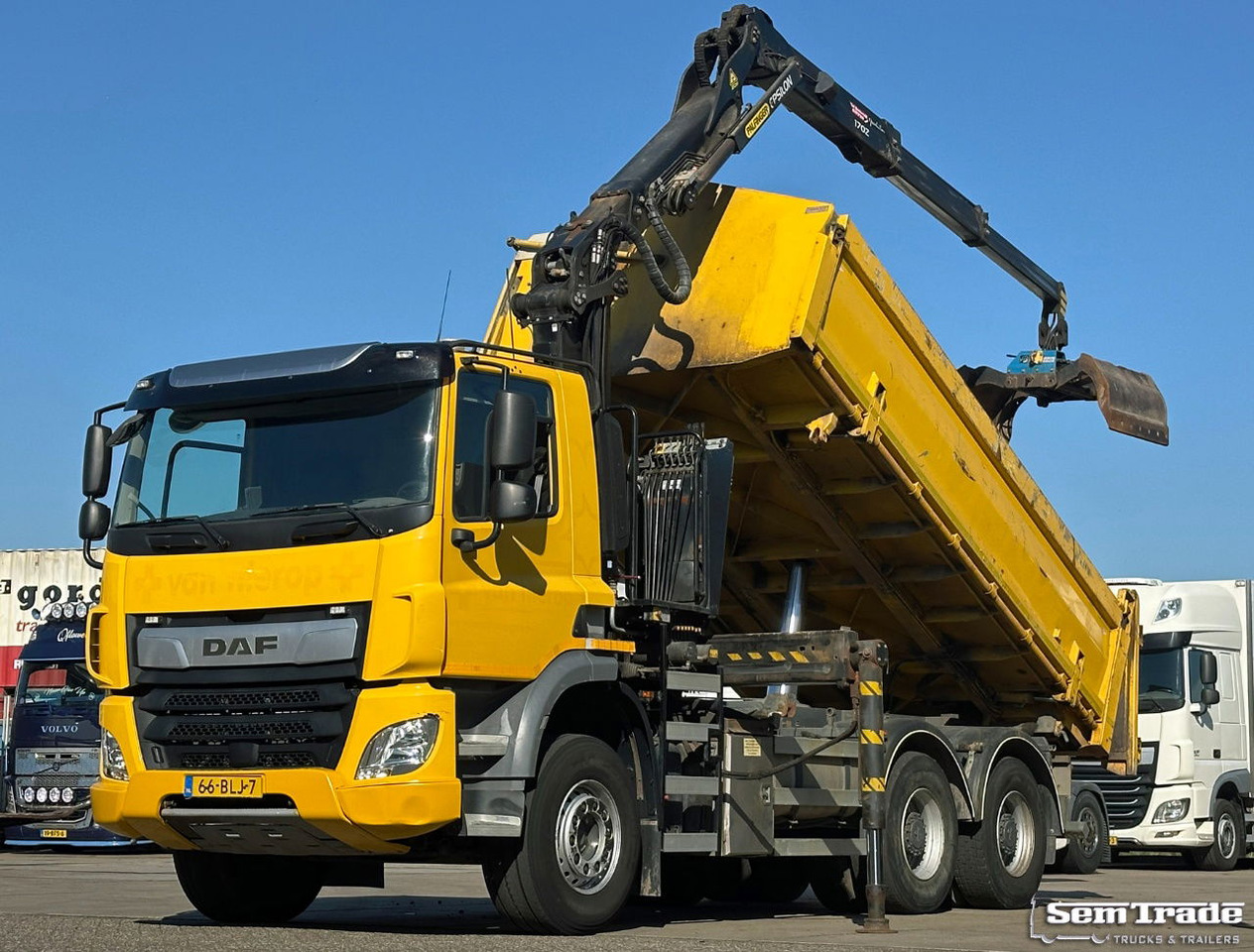 DAF CF 410 FAT 6X4 188.000 KM Palfinger 17 TON/Meter Kraan 2 Zijdige Ruizeveld K - Camion grue: photos 1 DAF CF 410 FAT 6X4 188.000 KM Palfinger 17 TON/Meter Kraan 2 Zijdige Ruizeveld K - Camion grue: photos 1