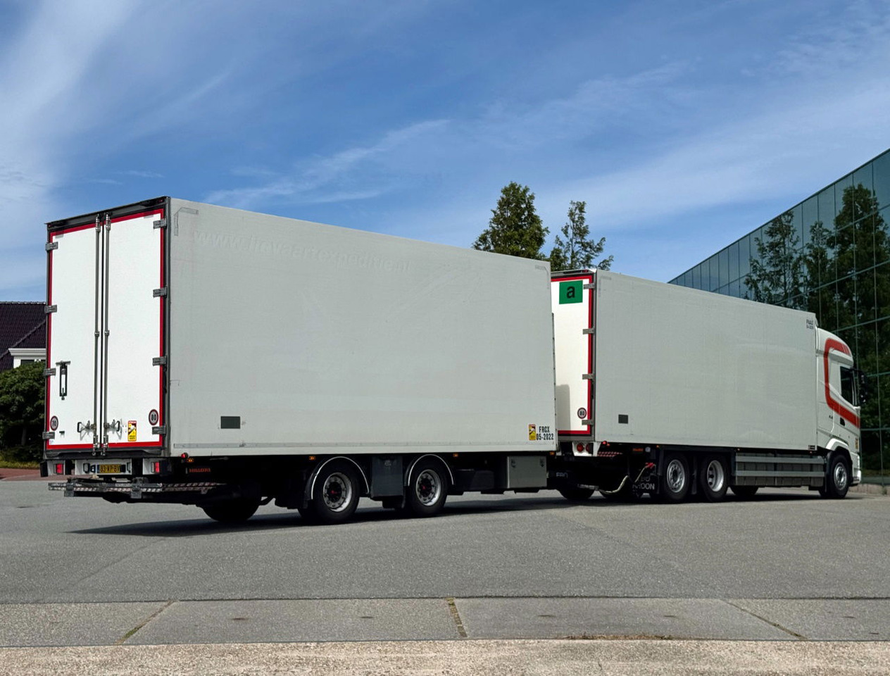DAF XF 480 FAR Frigo Combi 50 CC 2x Lift Carrier TRS Iceland TOP Condition NL Combi - Camion frigorifique: photos 4 DAF XF 480 FAR Frigo Combi 50 CC 2x Lift Carrier TRS Iceland TOP Condition NL Combi - Camion frigorifique: photos 4