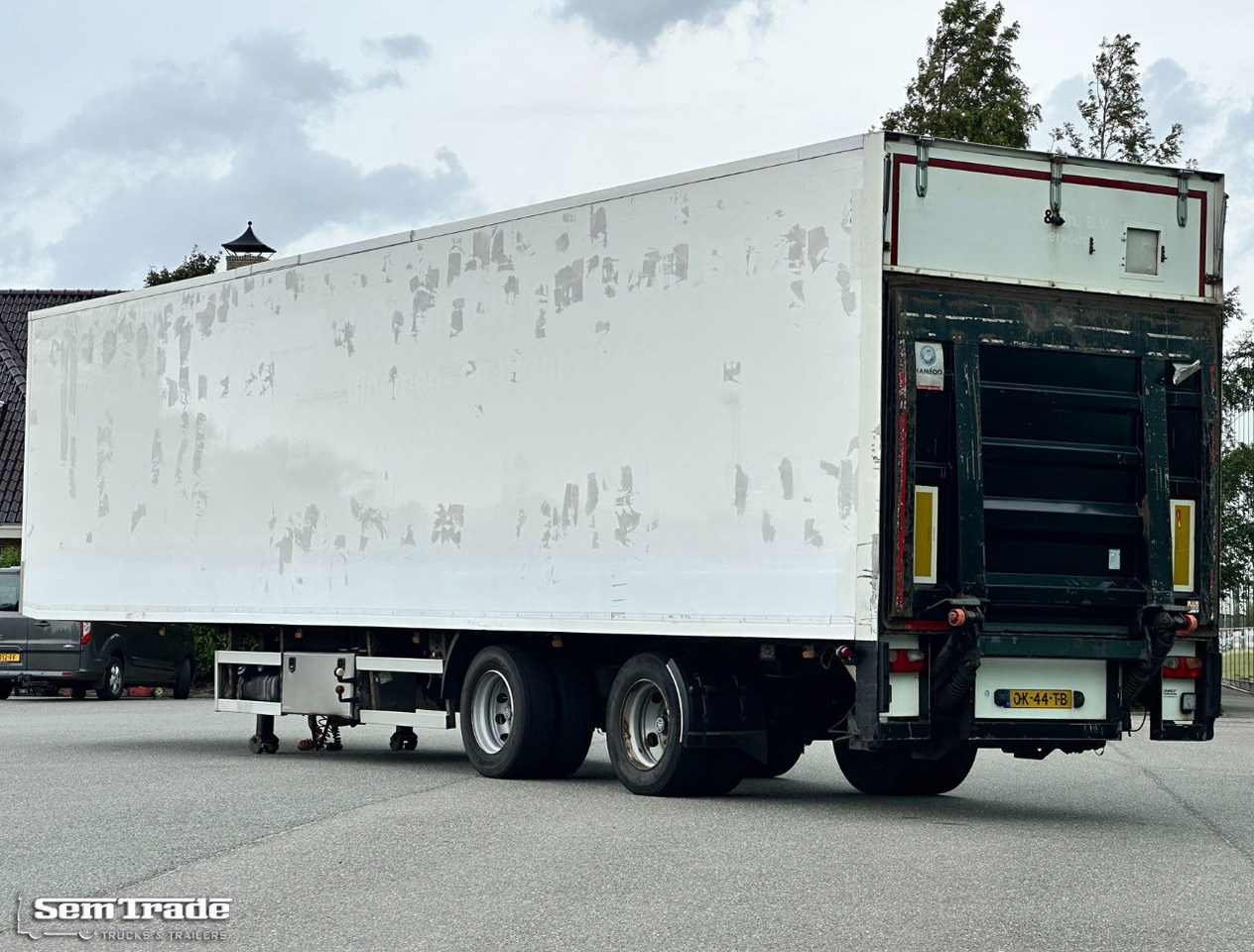 Lamboo T03 Isolated BOX + Heater Steering Axle Lift Axle Tail Lift NL-Trailer - Semi-remorque fourgon: photos 3 Lamboo T03 Isolated BOX + Heater Steering Axle Lift Axle Tail Lift NL-Trailer - Semi-remorque fourgon: photos 3