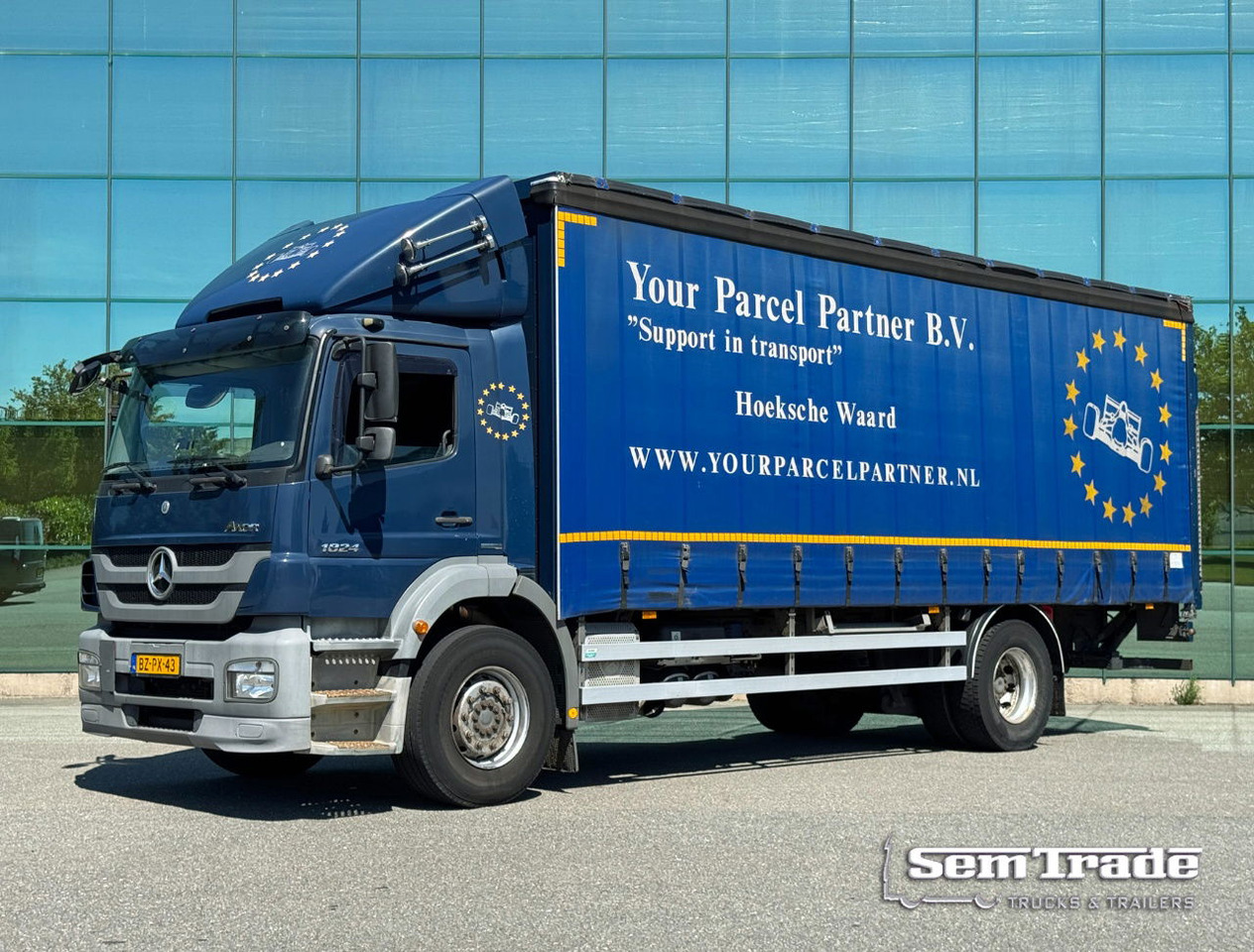 Mercedes-Benz Axor 1824 Euro 5 694.000 KM Curtain Side Door Tail Lift NEW Tacho TOP Condition NL Truck - Camion à rideaux coulissants: photos 1 Mercedes-Benz Axor 1824 Euro 5 694.000 KM Curtain Side Door Tail Lift NEW Tacho TOP Condition NL Truck - Camion à rideaux coulissants: photos 1