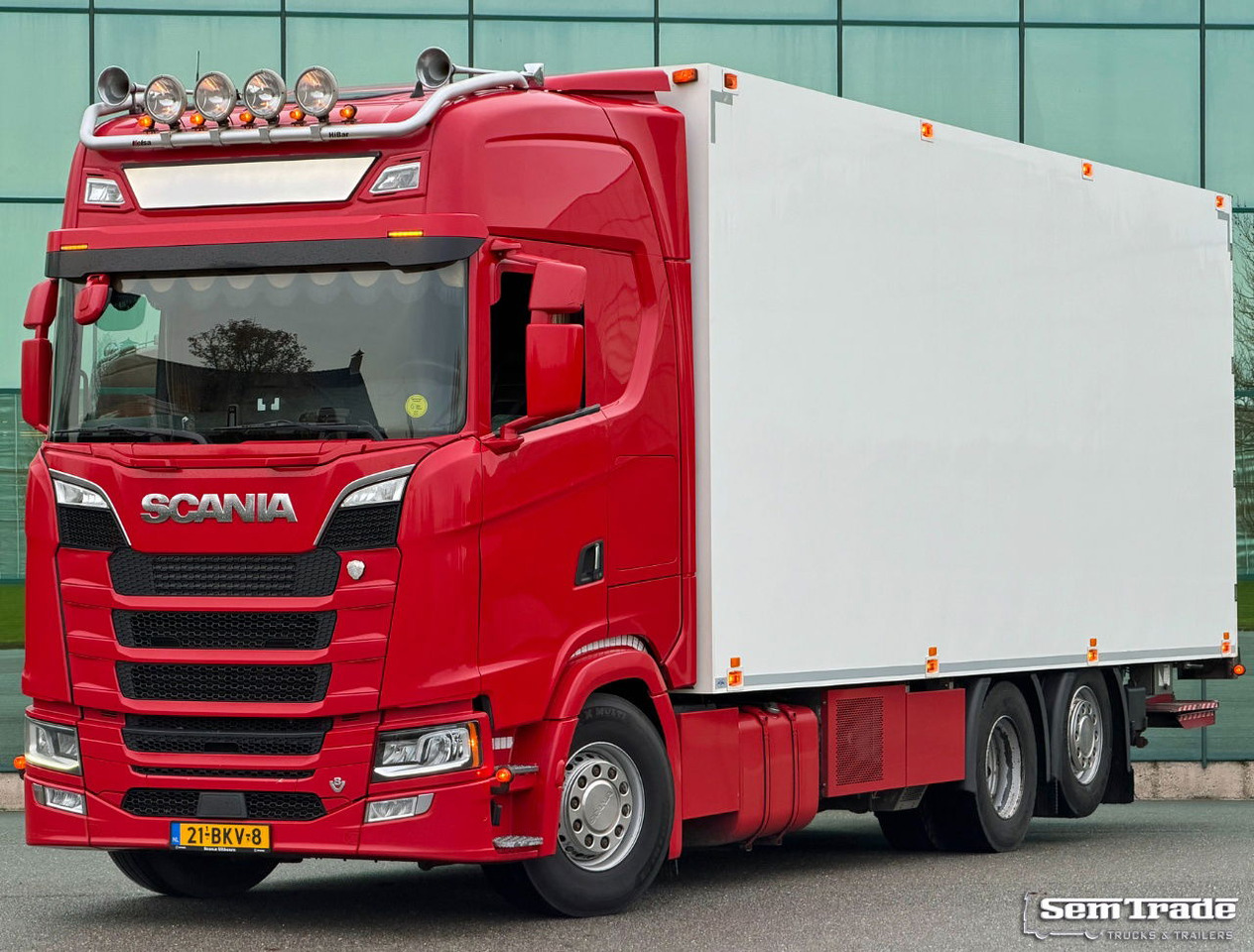 Scania S520 V8 NGS King Full AIR Retarder Luchtenberg BOX TRS Cooling Tail Lift Holland-Truck - Camion frigorifique: photos 1 Scania S520 V8 NGS King Full AIR Retarder Luchtenberg BOX TRS Cooling Tail Lift Holland-Truck - Camion frigorifique: photos 1
