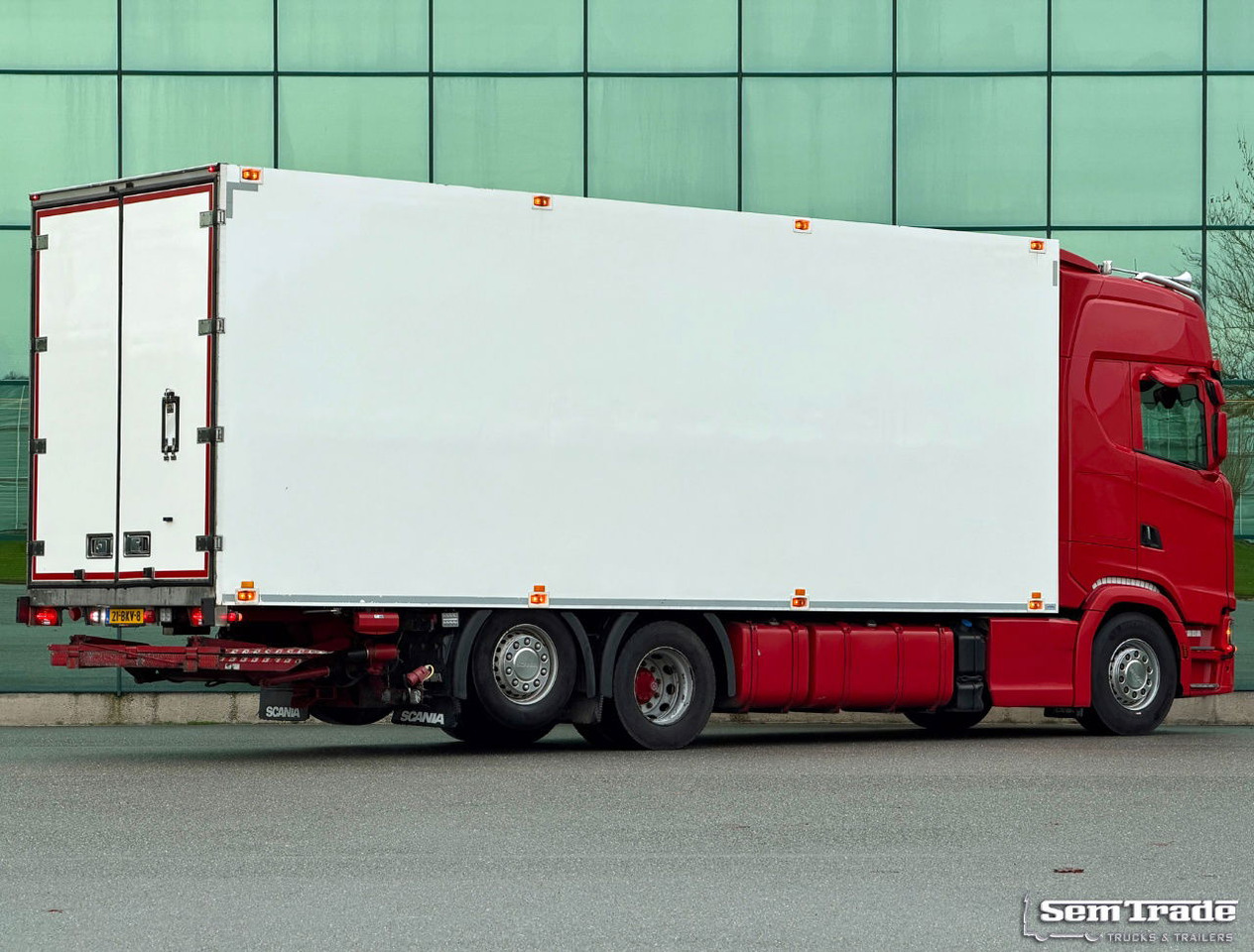 Scania S520 V8 NGS King Full AIR Retarder Luchtenberg BOX TRS Cooling Tail Lift Holland-Truck - Camion frigorifique: photos 4 Scania S520 V8 NGS King Full AIR Retarder Luchtenberg BOX TRS Cooling Tail Lift Holland-Truck - Camion frigorifique: photos 4