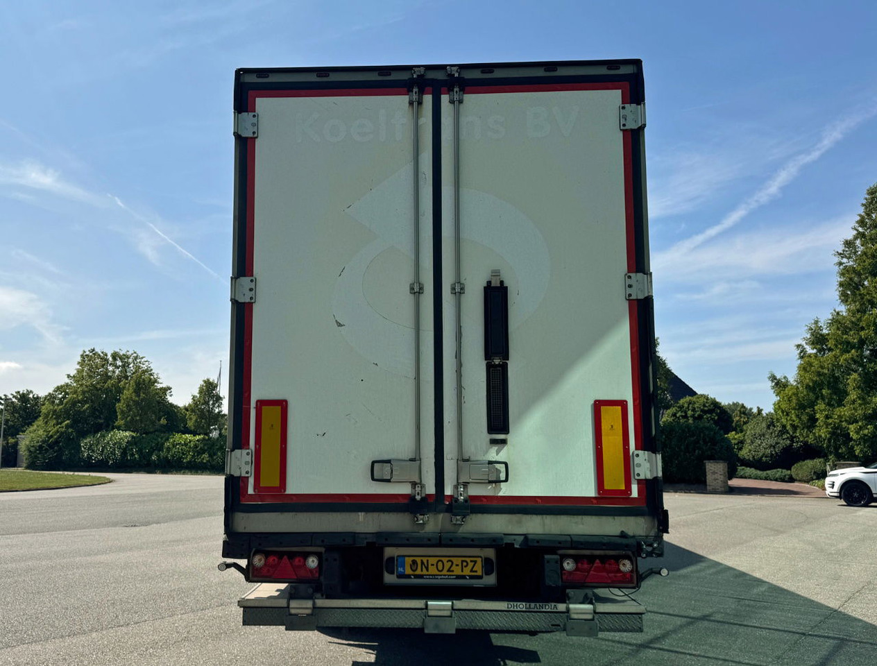 Schmitz Cargobull SCBS3B 270 CM High Flower Wide Liftaxle Tail Lift NL Trailer 6 - Semi-remorque frigorifique: photos 4 Schmitz Cargobull SCBS3B 270 CM High Flower Wide Liftaxle Tail Lift NL Trailer 6 - Semi-remorque frigorifique: photos 4