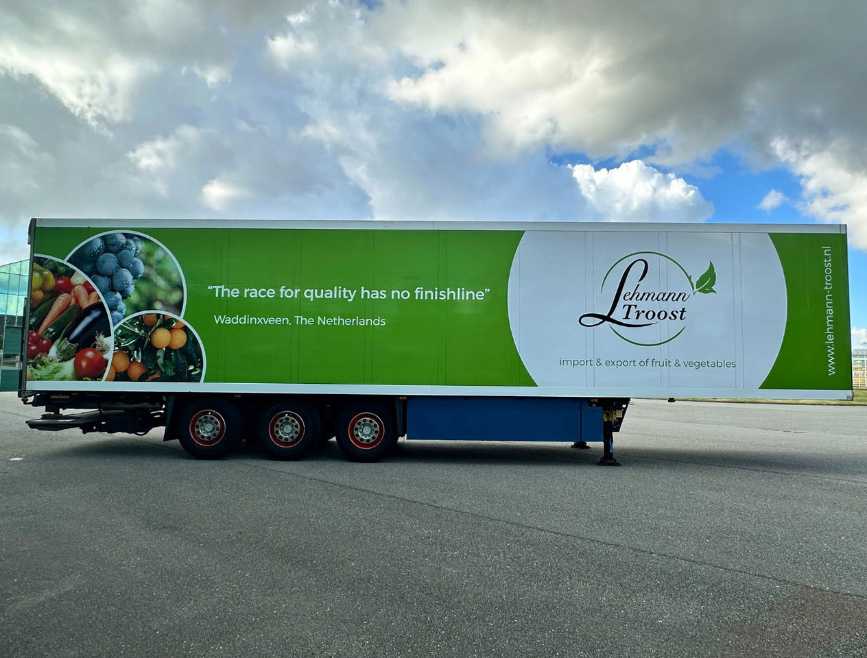 Schmitz Cargobull SKO 24 Thermo King SLX 200 Only 3645 Engine Hours 2X Lift Axle Flowerwide 270 CM High Inside Tail Lift NL-Trailer - Semi-remorque frigorifique: photos 5 Schmitz Cargobull SKO 24 Thermo King SLX 200 Only 3645 Engine Hours 2X Lift Axle Flowerwide 270 CM High Inside Tail Lift NL-Trailer - Semi-remorque frigorifique: photos 5