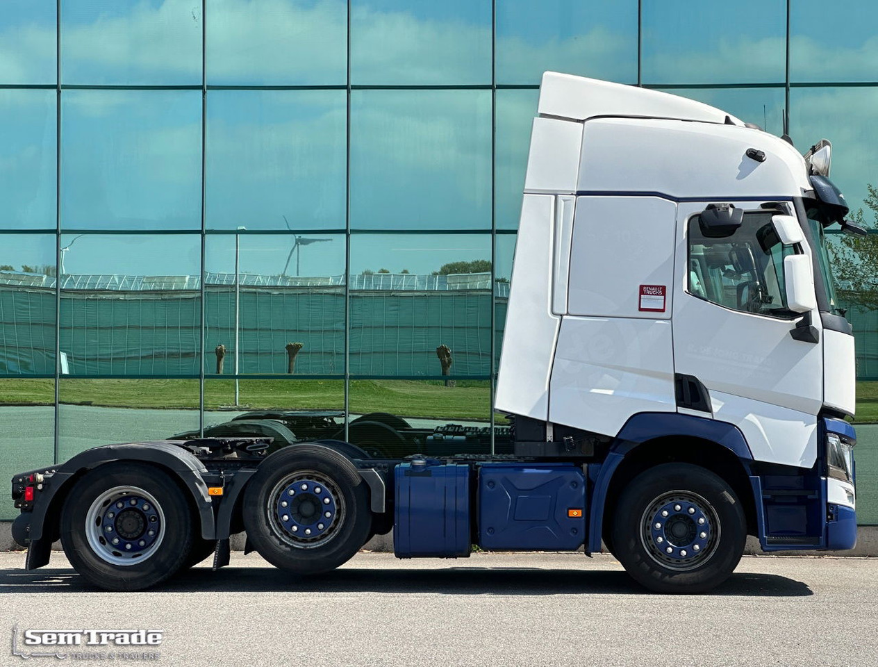 Renault T460 Comfort Euro 6 Only 654.000 KM 2X Tanks NL-Truck - Tracteur routier: photos 5 Renault T460 Comfort Euro 6 Only 654.000 KM 2X Tanks NL-Truck - Tracteur routier: photos 5