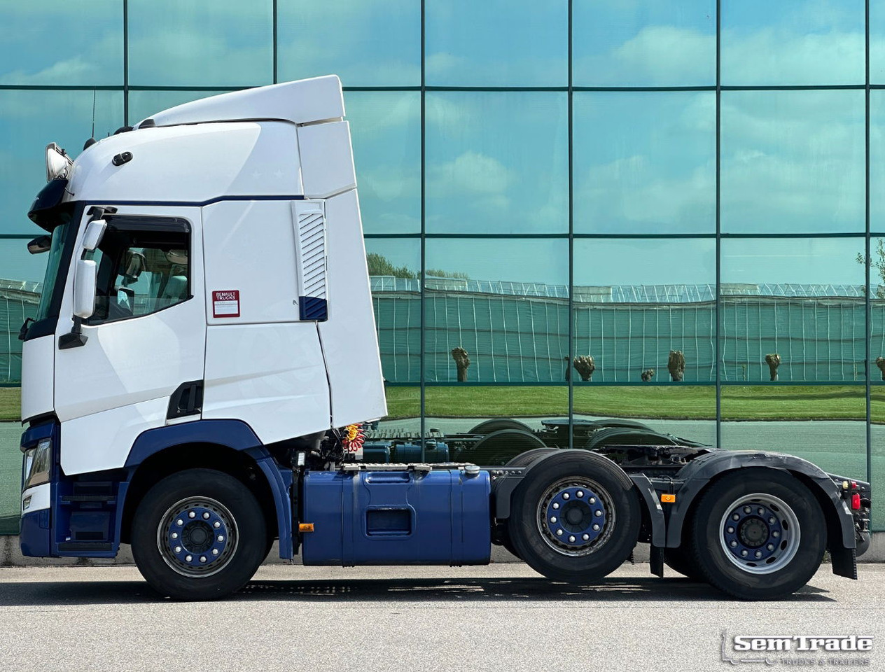 Renault T460 Comfort Euro 6 Only 654.000 KM 2X Tanks NL-Truck - Tracteur routier: photos 2 Renault T460 Comfort Euro 6 Only 654.000 KM 2X Tanks NL-Truck - Tracteur routier: photos 2