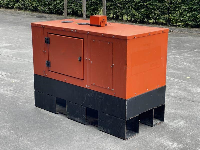 Europower EPS 113 TDE - Groupe électrogène: photos 3 Europower EPS 113 TDE - Groupe électrogène: photos 3