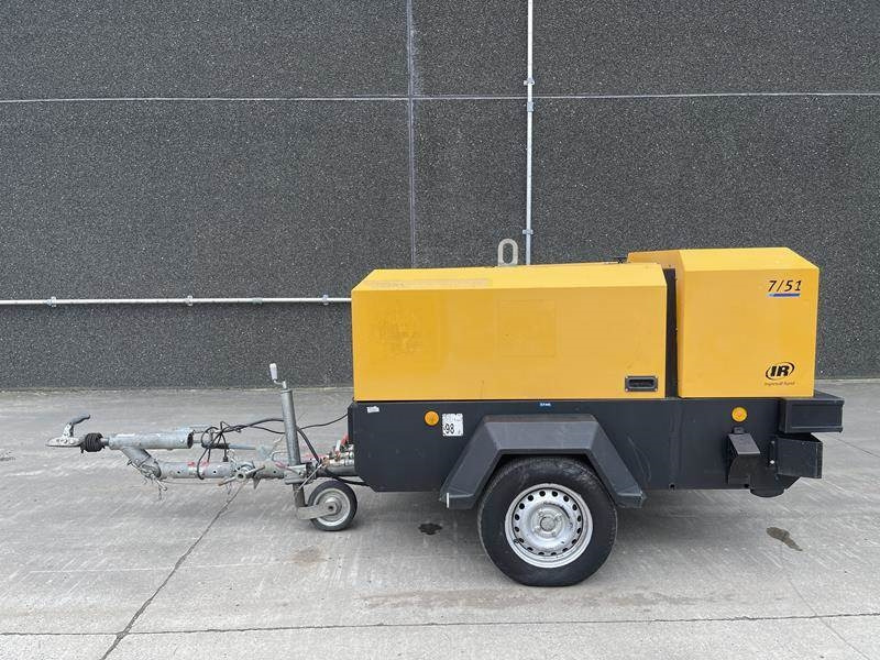 Ingersoll Rand 7 / 51 - Compresseur d'air: photos 1 Ingersoll Rand 7 / 51 - Compresseur d'air: photos 1