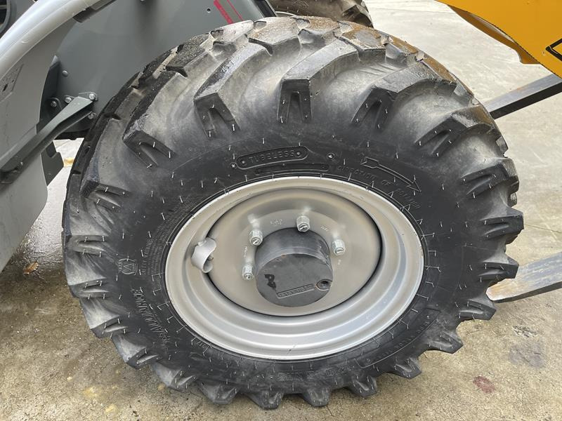 Chargeuse sur pneus Kramer 5055 E: photos 8 Chargeuse sur pneus Kramer 5055 E: photos 8