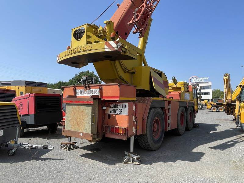 Liebherr LTM 1050 / 1 - Grue tout-terrain: photos 4 Liebherr LTM 1050 / 1 - Grue tout-terrain: photos 4
