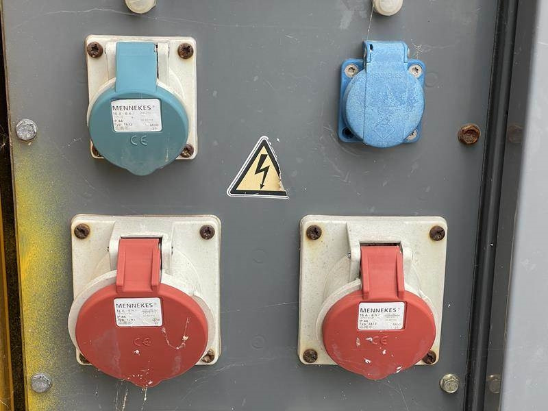 SDMO R 110 C 3 - Groupe électrogène: photos 4 SDMO R 110 C 3 - Groupe électrogène: photos 4